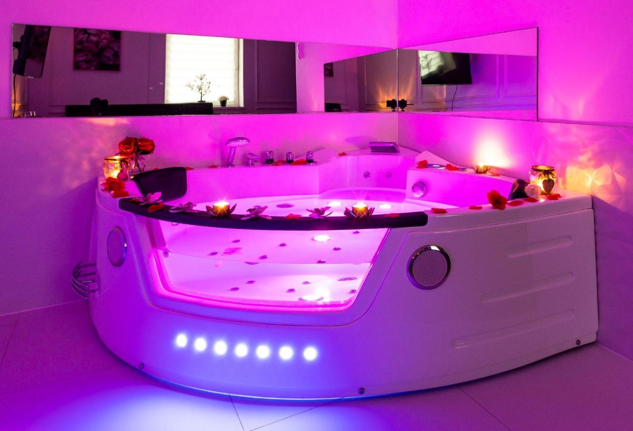 Zamoyskiego Jacuzzi Apartment Cracovia Esterno foto